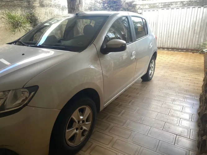 Renault Sandero Dynamique Hi-power 1.6 8V 5P 2015