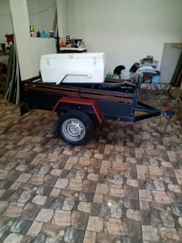 Carretinha fazendinha e baú