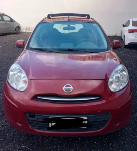 Nissan March SV 1.6 16V Flex Fuel 2012