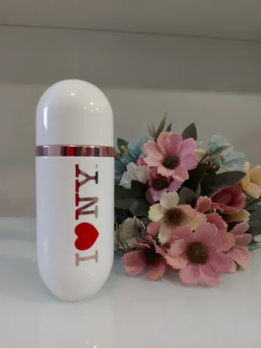Perfume 212 vip NY Carolina Herrera