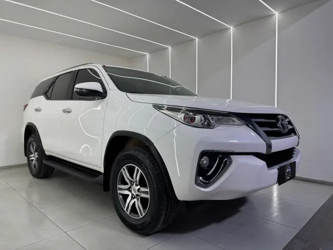 Toyota Hilux SW4 SRV 4X2 2.7 Flex 16V Aut. 2019