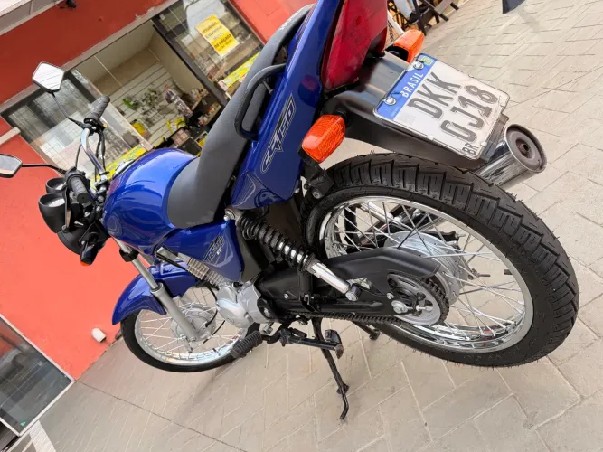 Titan 150 Es