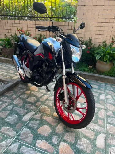 Titan 2023/23 edição especial 40 anos