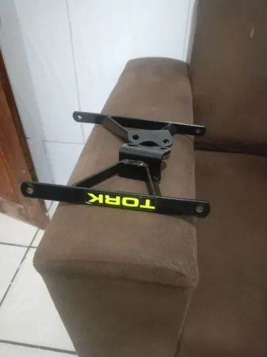 Suporte de baú de 80 litros da factor 150 ou troca em um da start 160 valor 80