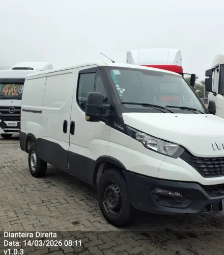 Iveco Daily Furgão 30-130 2.3 9M³ (die)(e5) 2022