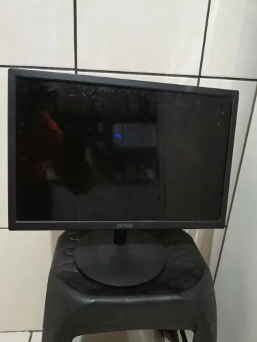 Monitor HDMI e VGA para computador 19 polegadas
