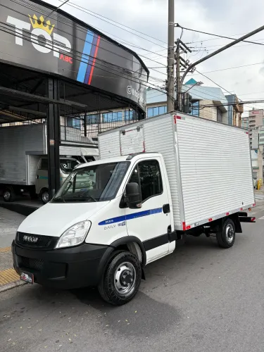 Iveco Daily Chassi 35s14 3.0 16V Diesel Mec. (e5) 2014