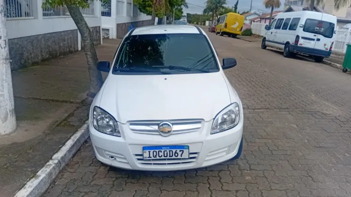 Chevrolet Prisma Sed. Maxx/ LT 1.4 8V Econof. 4P 2010