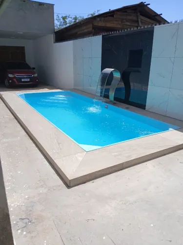 Casa com piscina pra vender logo 170 mil