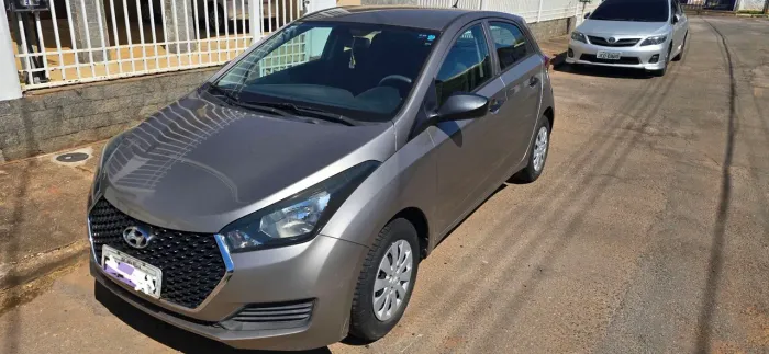 Hyundai HB20 Unique 1.0 Flex 12V Mec. 2019