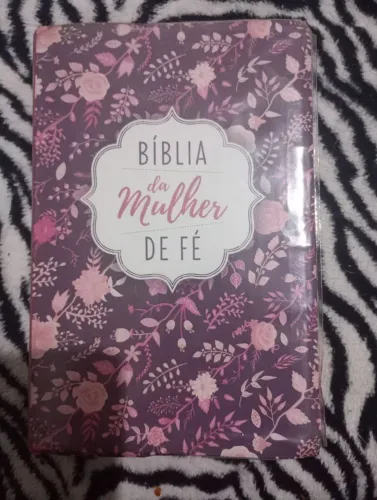 Bíblia de Estudo da Mulher