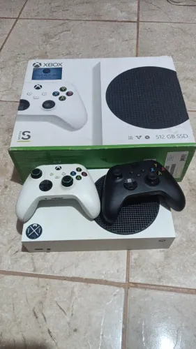 Xbox Séries S 2 controles