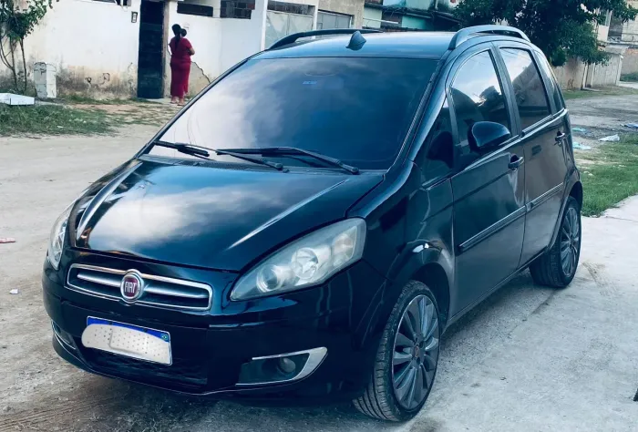Fiat Idea Attractive 1.4 Fire Flex 8V 5P 2015