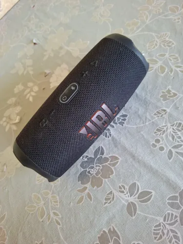 VENDE - SE CAIXA DE SOM