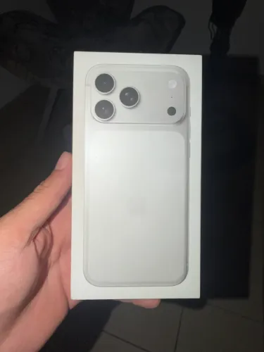 IPHONE 17 PRO MAM 256 20 DIAS DE ATIVADO
