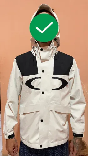 Jaqueta OAKLEY Fashion Sport Tipo: casaco esportivo, estilo ski/snowboard/ windbreaker