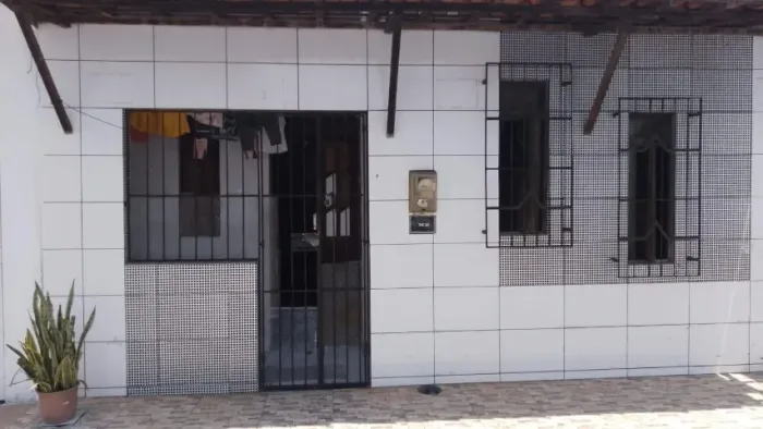 Vendo casa na cidade de catu....