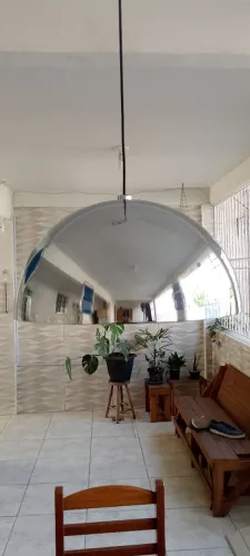 Pendente luminária Meia Lua Cromado funcionando perfeitamente