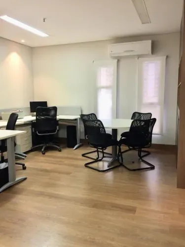 Sala comercial em Avenida Conselheiro Nébias - Boqueirão - Santos/SP