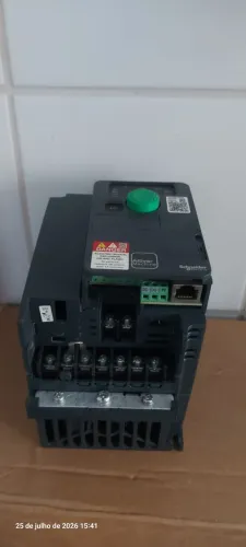 Inversor de frequência Schneider