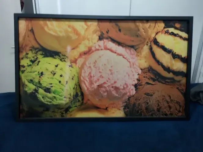 Quadro Decorativo Apetitoso - Vários Sabores de Sorvete (99x60 cm) com Moldura Preta
