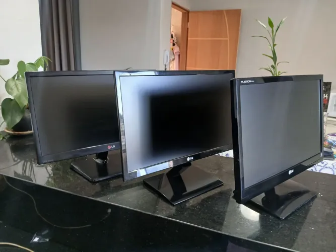 Monitor lg 19.5 polegadas