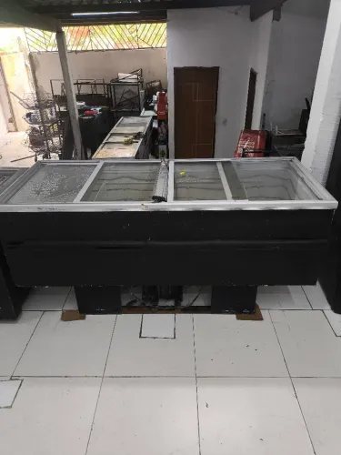Freezer expositor de frios semi novo