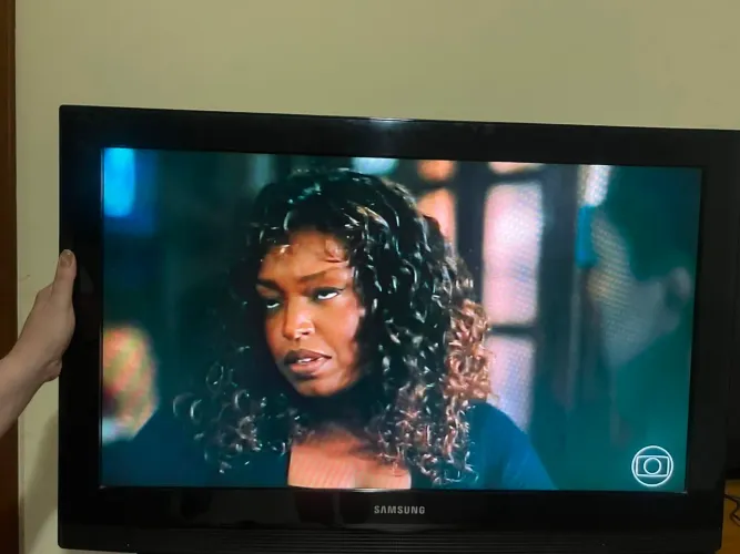 Tv Samsung 32 polegadas + conversor digital 