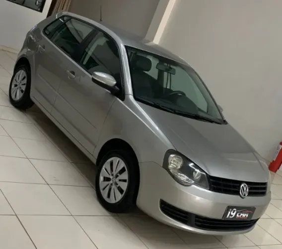 Volkswagen Polo 1.6 Mi/s.ouro 1.6 MI Tot.flex 8V 5P 2014