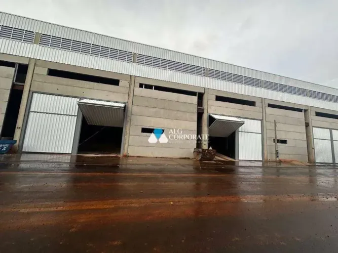 Galpão Industrial para Locação em Condomínio Fechado 2.800 m² | Doca, Rampa e Escritório