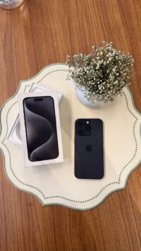 Iphone 15 pro em excelente estado