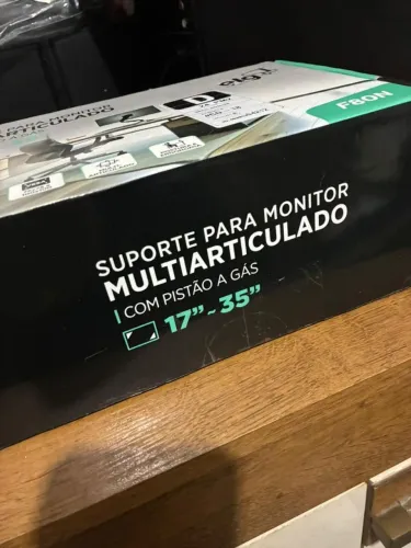 Suporte para monitor articulado com pistão a gás