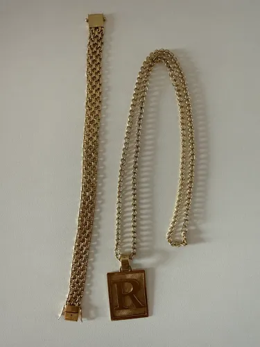Cordão e pulseira de ouro 18k