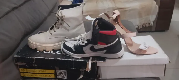 Renove  seus sapatos.  Todos os estilos 