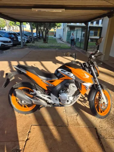 CB Twister 250 Flexzone Laranja Exclusiva 2019