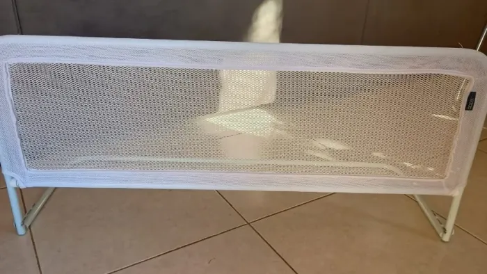 Grade de proteção para cama