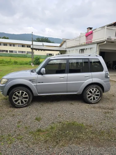 Mitsubishi Pajero TR4 2.0/ 2.0 Flex 16V 4X4 Aut. 2013