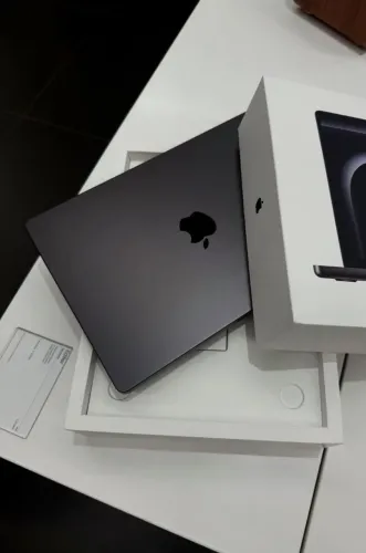 MacBook m4 pro tela 14 24gb/512gb