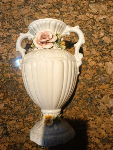 Vaso decorativo capodimonte