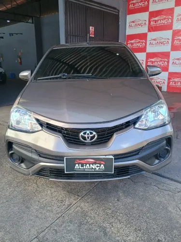 Toyota Etios X 1.3 Flex 16V 5P Mec. 2018