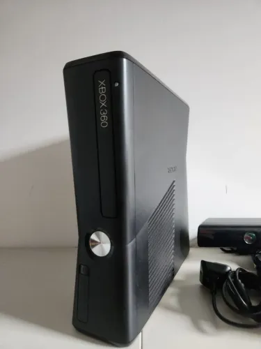 Xbox 360 Slim desbloqueado - completo