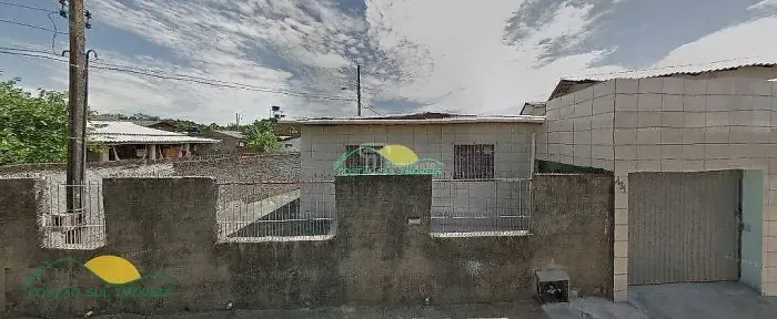 Casa de alvenaria com 2 dormitórios e área gourmet na Tapera - Florianópois/SC