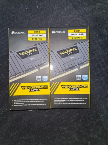 16GB Memória RAM Corsair Vengeance DDR4