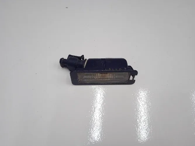 2799 Lanterna Luz de Placa Volkswagen Gol Fox Saveiro