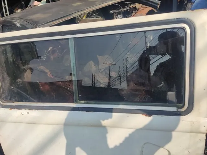 Vidros laterais kombi