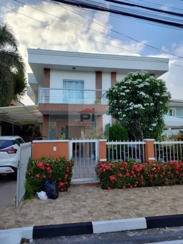 Casa em Condomínio para Venda em Lauro de Freitas, Buraquinho, 4 dormitórios, 4 suítes, 5