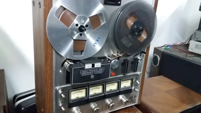 Gravador de Rolo Akai Quadrofônico 202D-SS