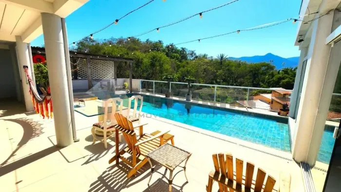 Casa 4 Suites com Piscina , na Praia do Arrastão em São Sebastião SP