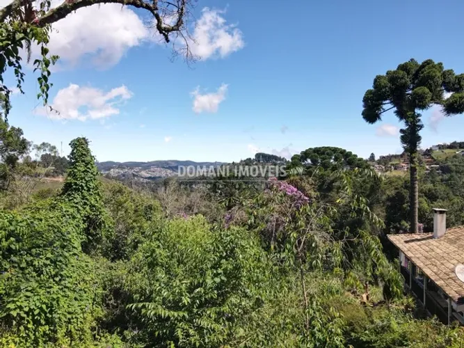 Lindo Terreno com Vista à Venda na Região do Vale Encantado - Campos do Jordão/SP