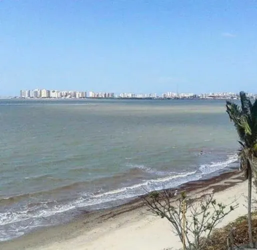 TERRENO NA PRAIA EM SÃO LUIS. Frente para PENÍNSULA